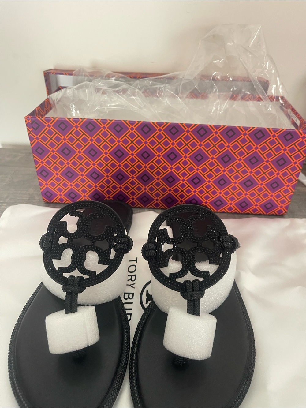 Tory burch black sparkly sandals size 6